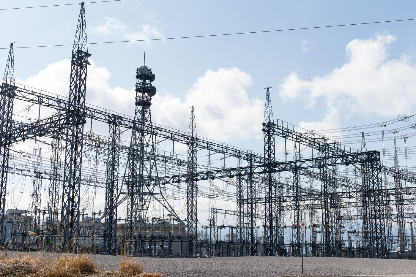 El Defensor del Pueblo requiere de inspectores independientes ante denuncias de fraude eléctrico